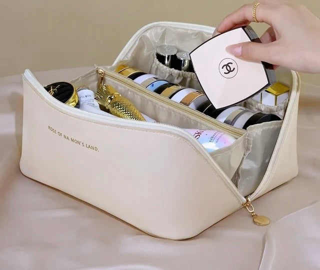 BEAUTY BAG