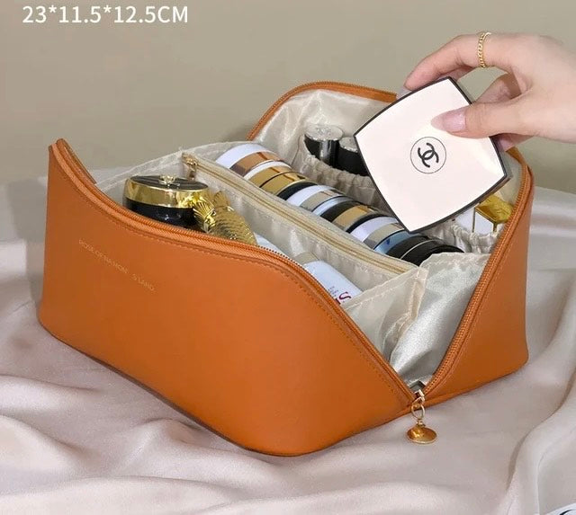 BEAUTY BAG